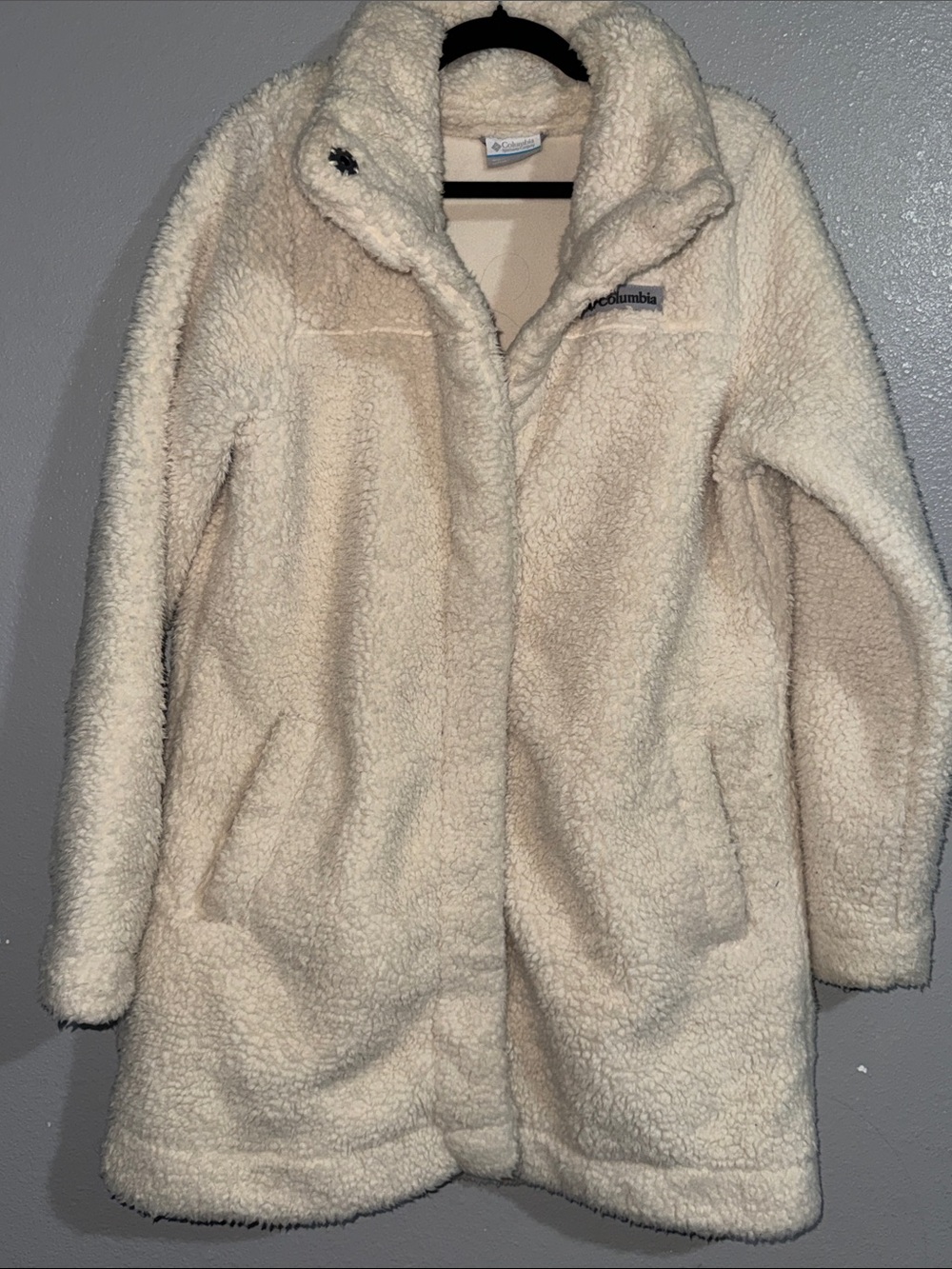 Columbia Women’s Cream Teddy Sherpa Jacket